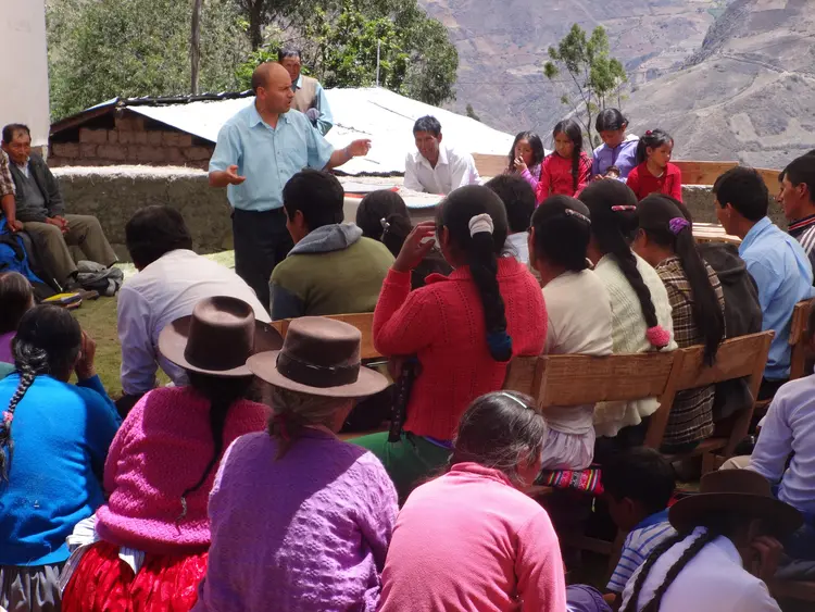 Enseñando. Teaching